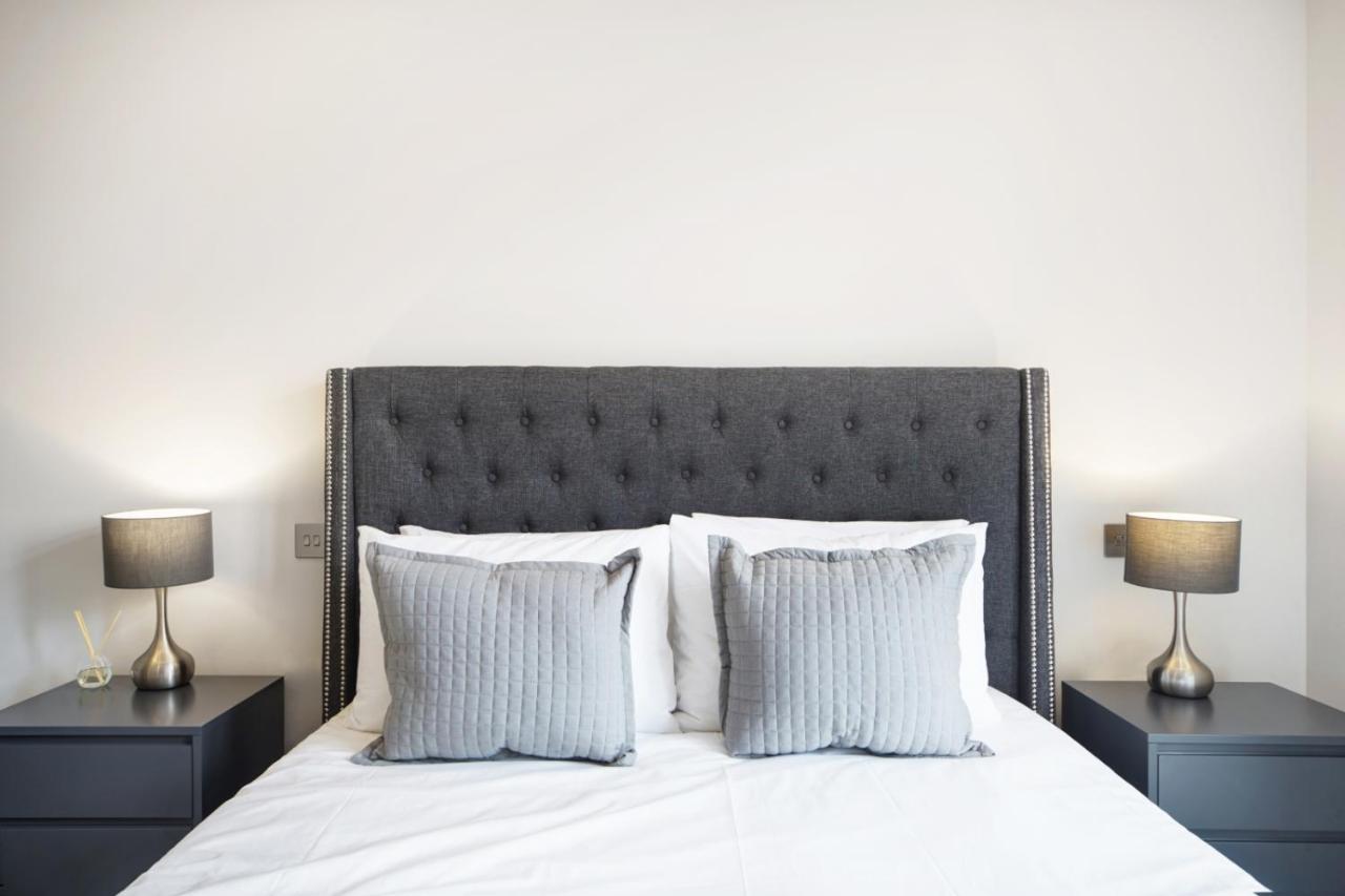Lux Apartments In Fulham Londra Esterno foto